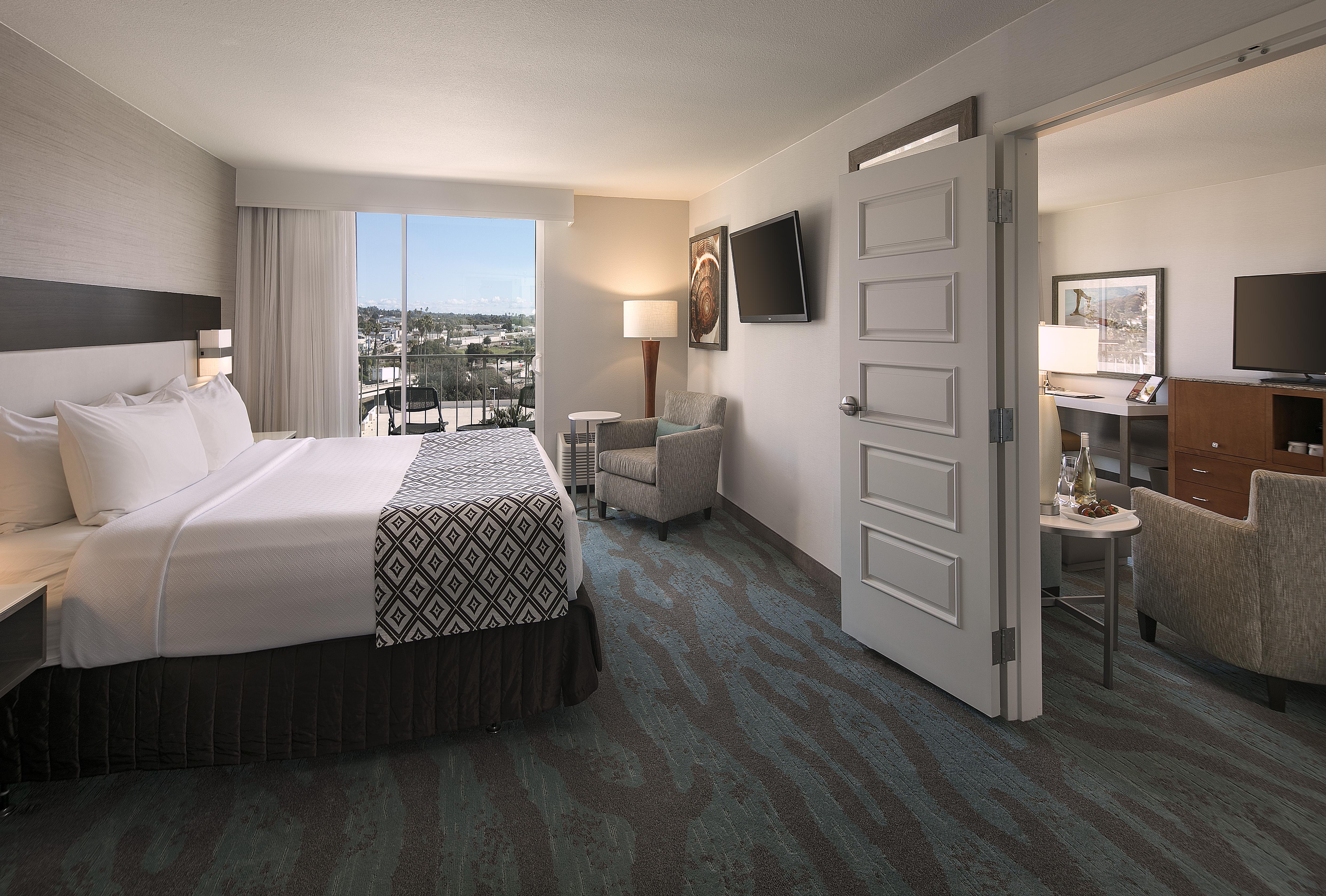 Crowne Plaza Ventura Beach By Ihg Экстерьер фото