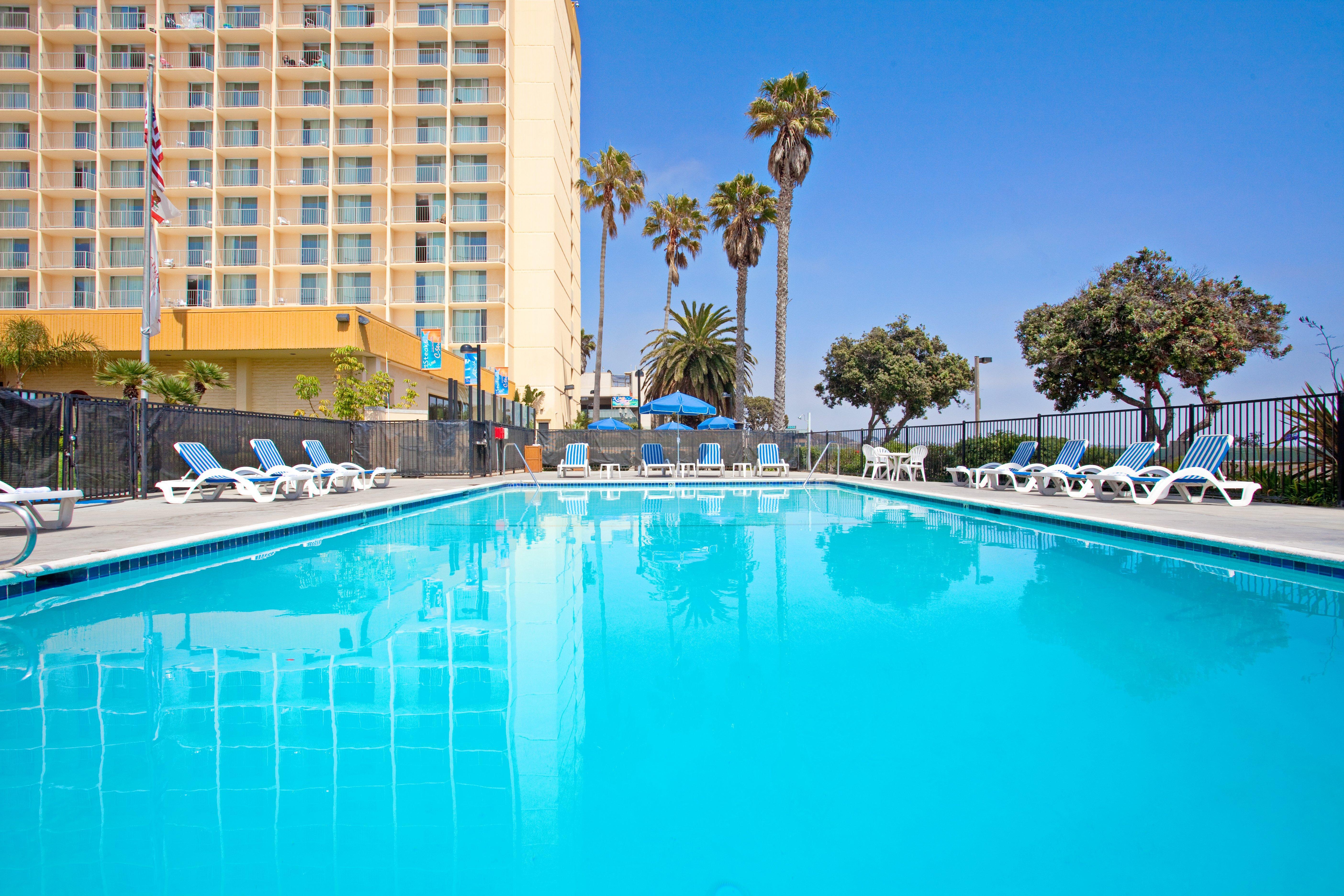 Crowne Plaza Ventura Beach By Ihg Экстерьер фото