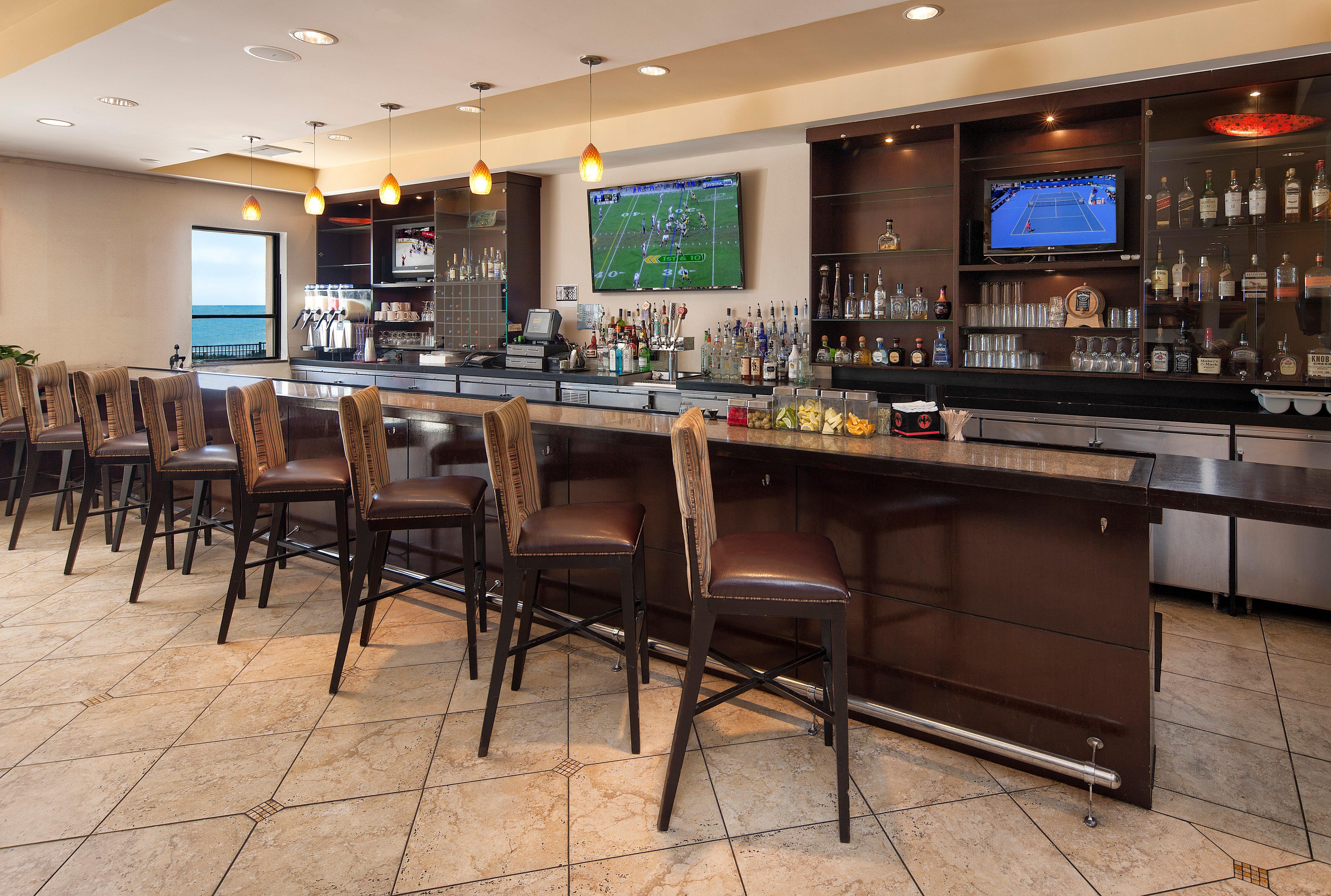 Crowne Plaza Ventura Beach By Ihg Экстерьер фото