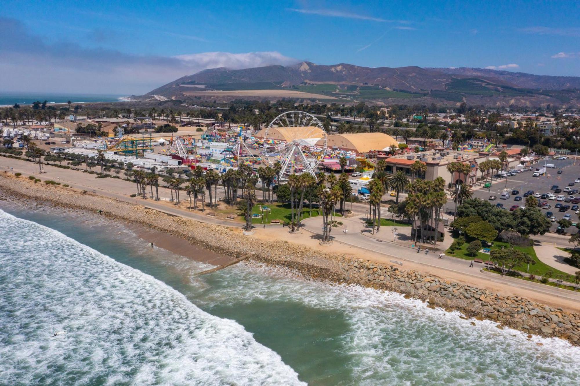 Crowne Plaza Ventura Beach By Ihg Экстерьер фото