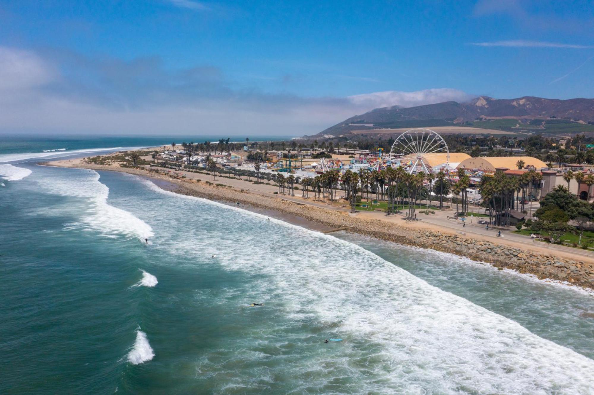 Crowne Plaza Ventura Beach By Ihg Экстерьер фото